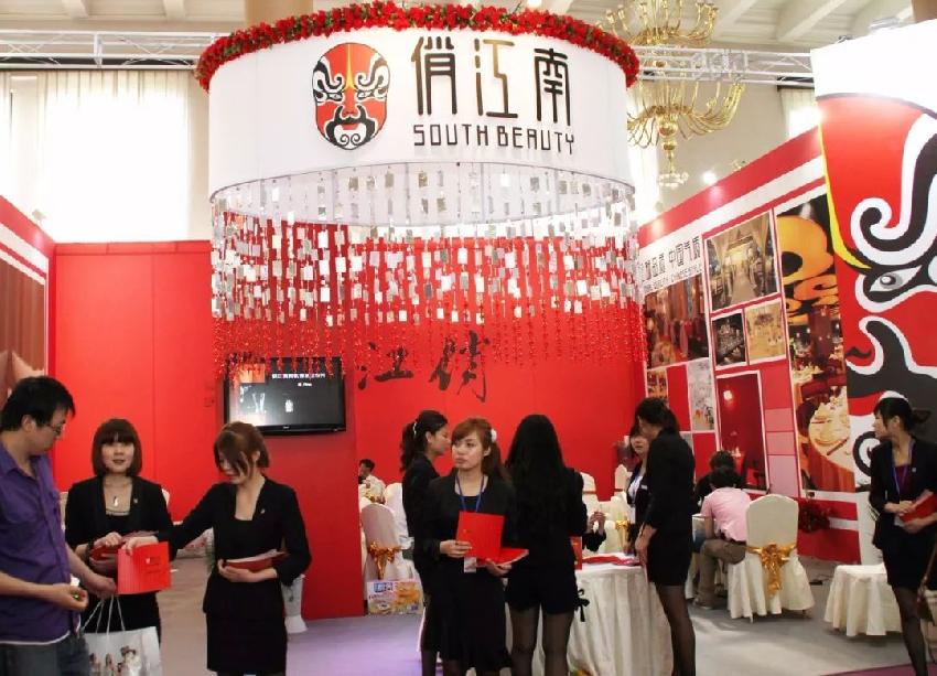 从餐饮界LV沦落到卖盒饭,张兰是如何把一手好牌打烂的?