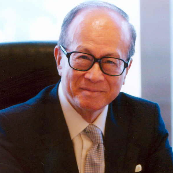 碧桂园杨国强被问何时退休:你看李嘉诚做到多大年龄?
